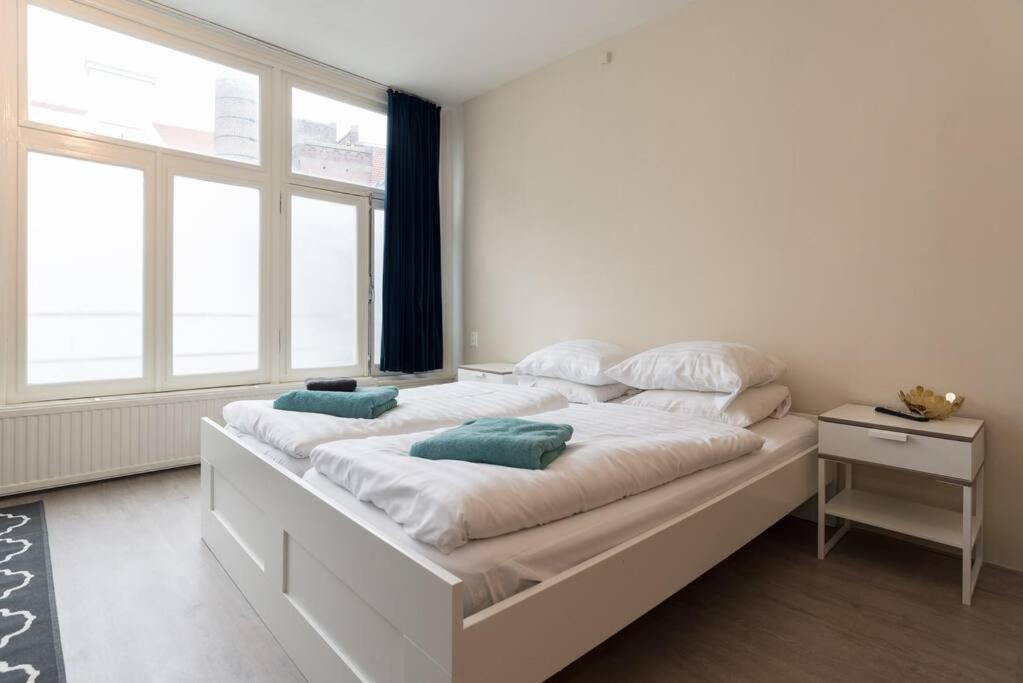 Redlight District Private Smokers Friendly Studio Apartment Amsterdam Exterior photo